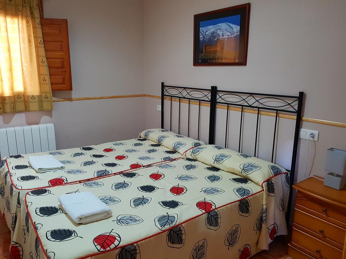 Camping Ruta Del Purche Monachil Δωμάτιο φωτογραφία