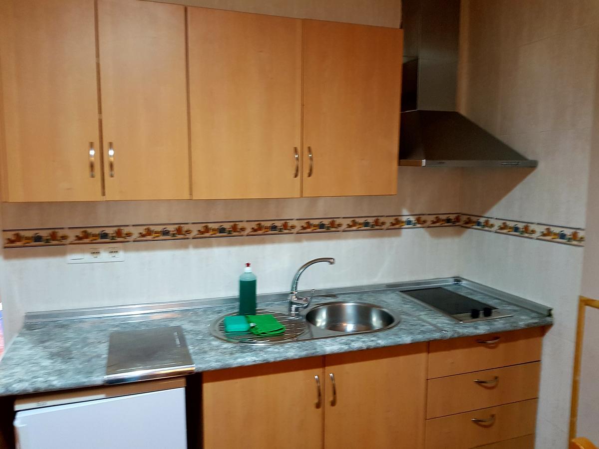 Camping Ruta Del Purche Monachil Δωμάτιο φωτογραφία